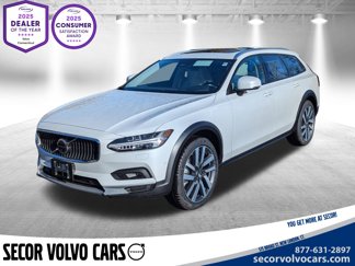 New 2025 Volvo V90 B6 Cross Country Ultra w/ Protection Package Premier image 1