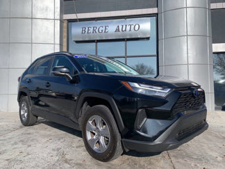 Used 2022 Toyota RAV4 XLE image 1