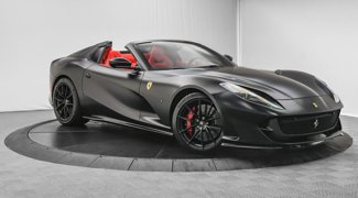 Used 2023 Ferrari 812 GTS image 1