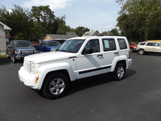 Used 2012 Jeep Liberty Sport image 1