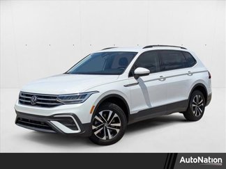 Used 2024 Volkswagen Tiguan S image 1