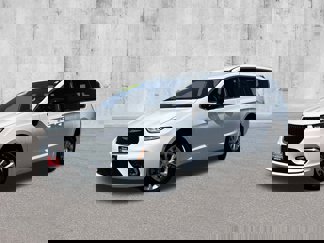 New 2025 Chrysler Pacifica Select image 1