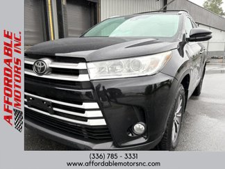 Used 2019 Toyota Highlander XLE image 1