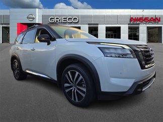 New 2025 Nissan Pathfinder Platinum w/ Black Appearance Package image 1