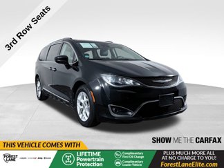 Used 2017 Chrysler Pacifica Touring-L Plus w/ Advanced Safetytec Group image 1