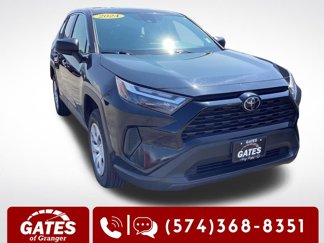 Used 2024 Toyota RAV4 LE image 1