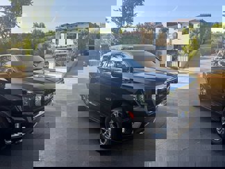 Used 2023 GMC Yukon XL SLE image 1