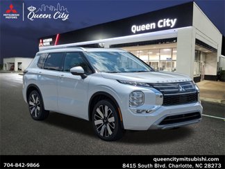 New 2025 Mitsubishi Outlander SEL image 1