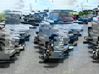 New 2025 Mitsubishi Outlander SEL image 1