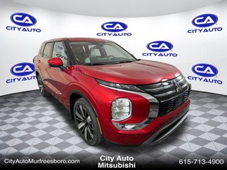 New 2025 Mitsubishi Outlander SE image 1