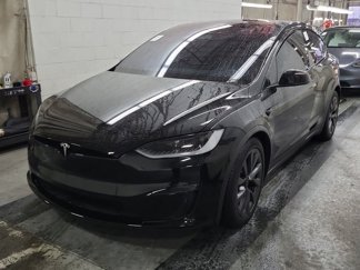 Used 2023 Tesla Model X image 1