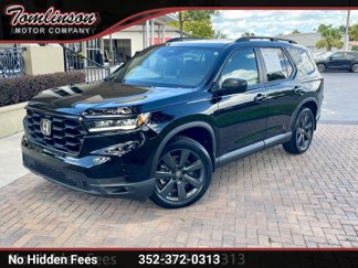 Used 2025 Honda Pilot Sport image 1
