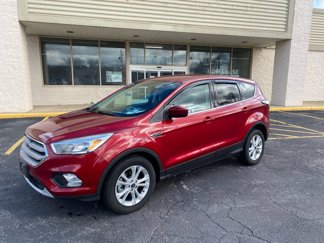 Used 2017 Ford Escape SE image 1