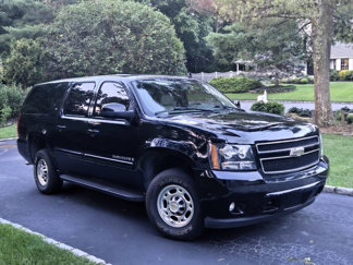 Used 2007 Chevrolet Suburban 2500 LT w/ LT Preferred Equipment Group image 1