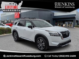 New 2025 Nissan Pathfinder Platinum w/ Cargo Package image 1
