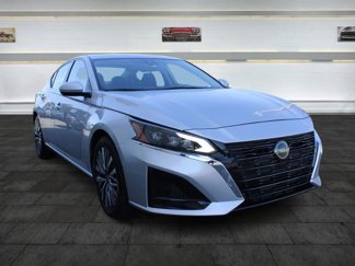 Used 2023 Nissan Altima 2.5 SV image 1