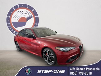 New 2024 Alfa Romeo Giulia Veloce image 1