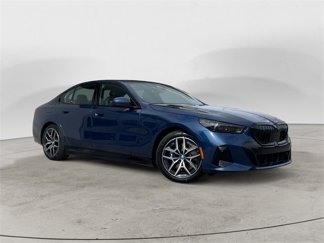 New 2025 BMW i5 xDrive40 w/ M Sport Package image 1