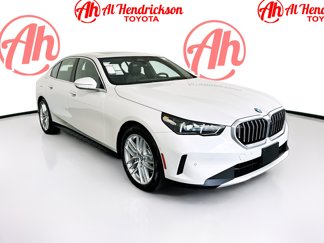 Used 2025 BMW 530i image 1