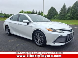 Used 2024 Toyota Camry XLE w/ Navigation Package image 1