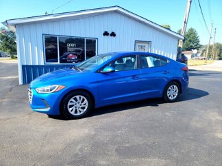 Used 2017 Hyundai Elantra SE image 1