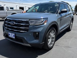 Used 2025 Ford Explorer Active w/ Active Comfort Package image 1