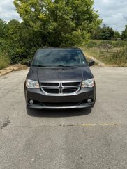 Used 2018 Dodge Grand Caravan SXT image 1