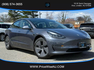Used 2023 Tesla Model 3 Standard Range image 1