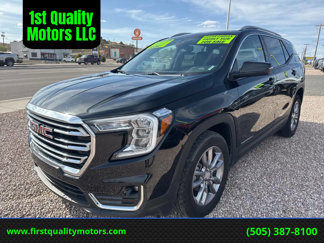 Used 2024 GMC Terrain SLT image 1