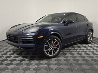 Used 2025 Porsche Cayenne S image 1