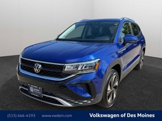 Used 2024 Volkswagen Taos SE w/ Panoramic Sunroof Package image 1
