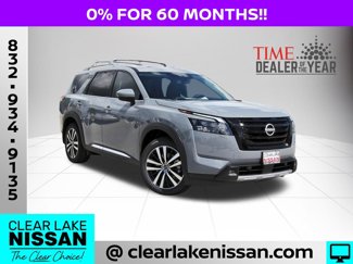 New 2025 Nissan Pathfinder Platinum image 1