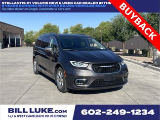 Used 2021 Chrysler Pacifica Limited w/ Uconnect Theater Family Group image 1