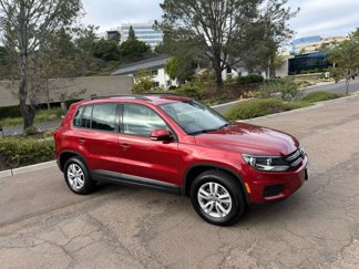 Used 2015 Volkswagen Tiguan S image 1