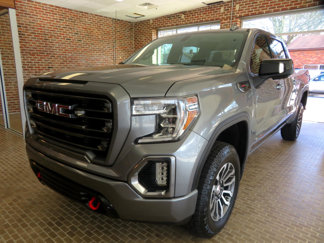 Used 2021 GMC Sierra 1500 AT4 image 1