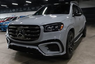 Used 2024 Mercedes-Benz GLS 450 4MATIC image 1