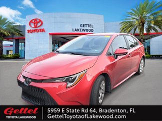 Used 2021 Toyota Corolla LE image 1
