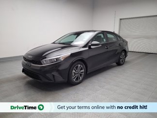 Used 2023 Kia Forte LXS image 1
