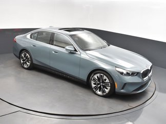 Certified 2024 BMW 530i w/ Premium Package image 1