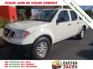 Used 2019 Nissan Frontier SV image 1