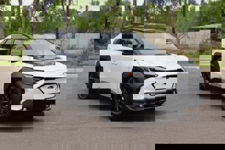New 2025 Subaru Solterra image 1