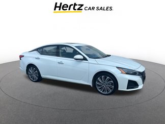 Used 2024 Nissan Altima 2.5 SL image 1
