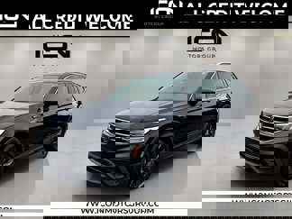 Used 2024 Volkswagen Tiguan SE image 1