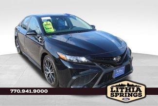 Used 2023 Toyota Camry SE image 1