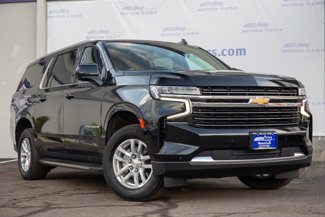 Used 2023 Chevrolet Suburban LT image 1