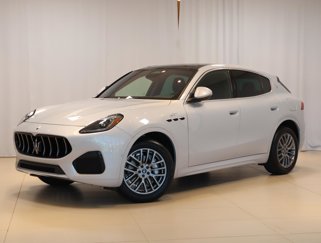 New 2024 Maserati Grecale GT image 1