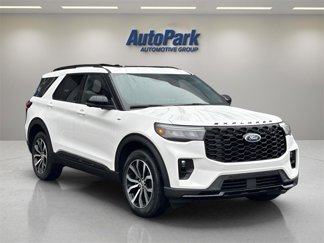 New 2025 Ford Explorer ST-Line image 1
