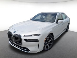 New 2025 BMW i7 eDrive50 w/ Premium Package image 1