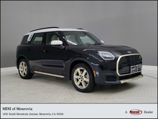 New 2025 MINI Cooper Countryman S E image 1