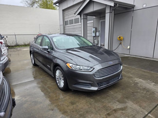 Used 2015 Ford Fusion SE image 1